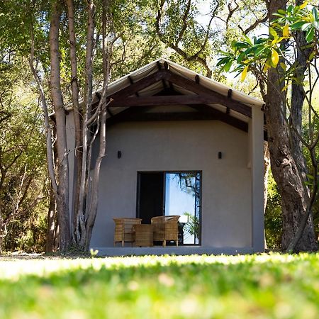 Shakawe River Lodge Ngoại thất bức ảnh