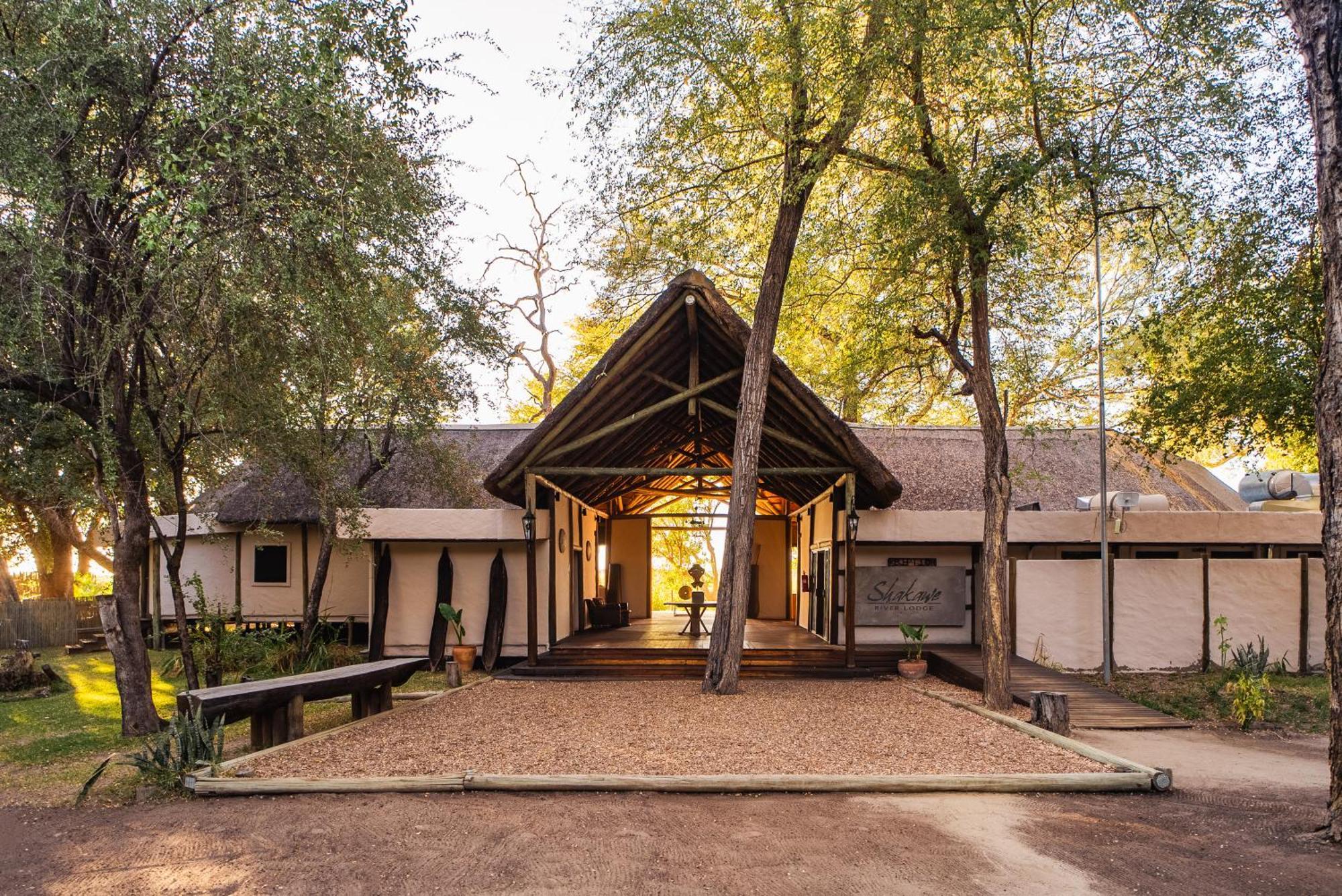 Shakawe River Lodge Ngoại thất bức ảnh